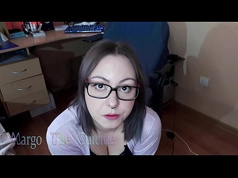❤️ 性感的眼镜女孩在镜头前深深地吸吮假阳具 ☑ at zh-cn.passionfeverspot.ru❌️❤
